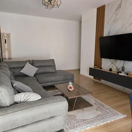 Apartment Tata-s *